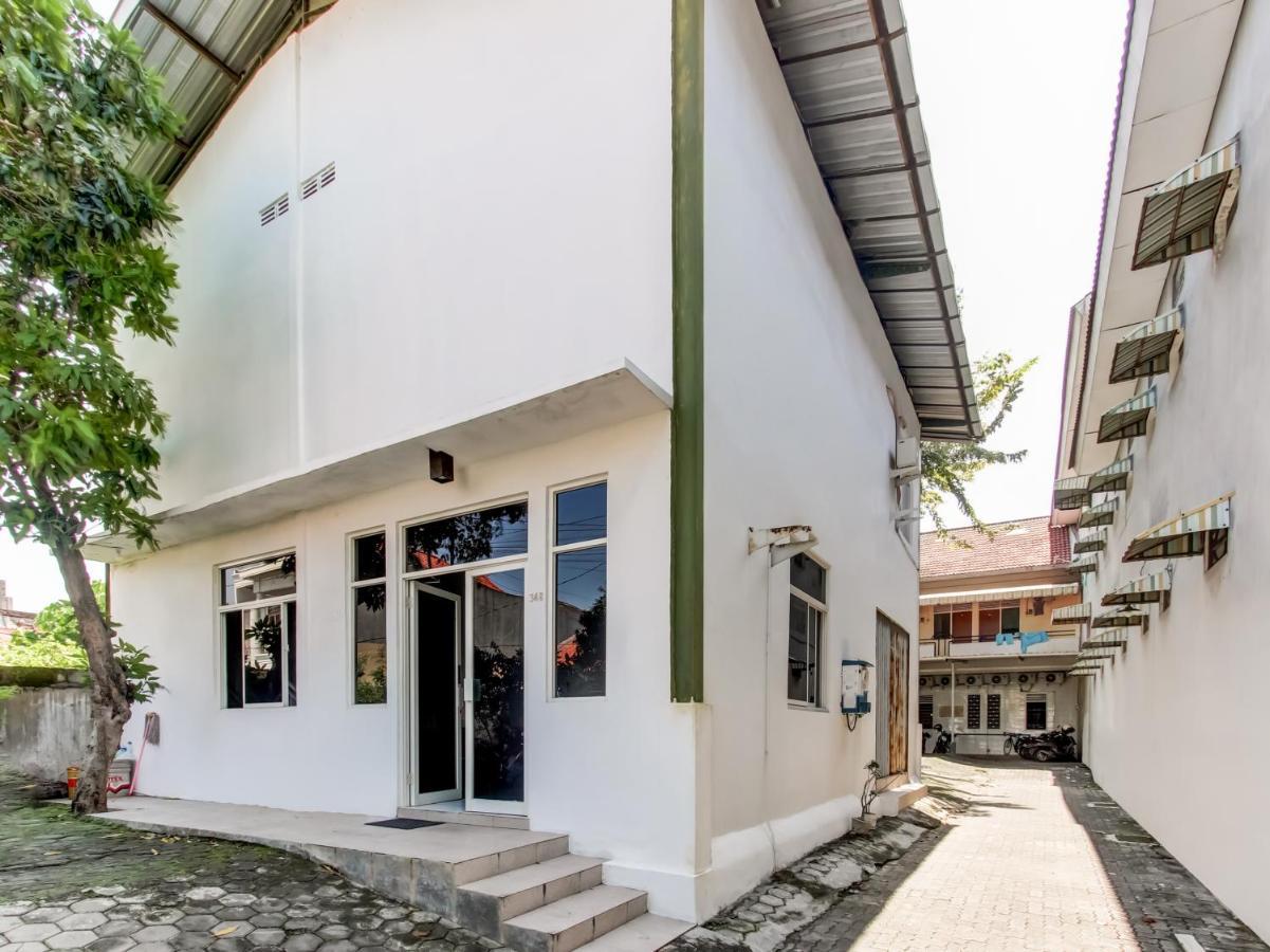 Oyo Life 91374 Asia Stay Semarang Syariah Extérieur photo