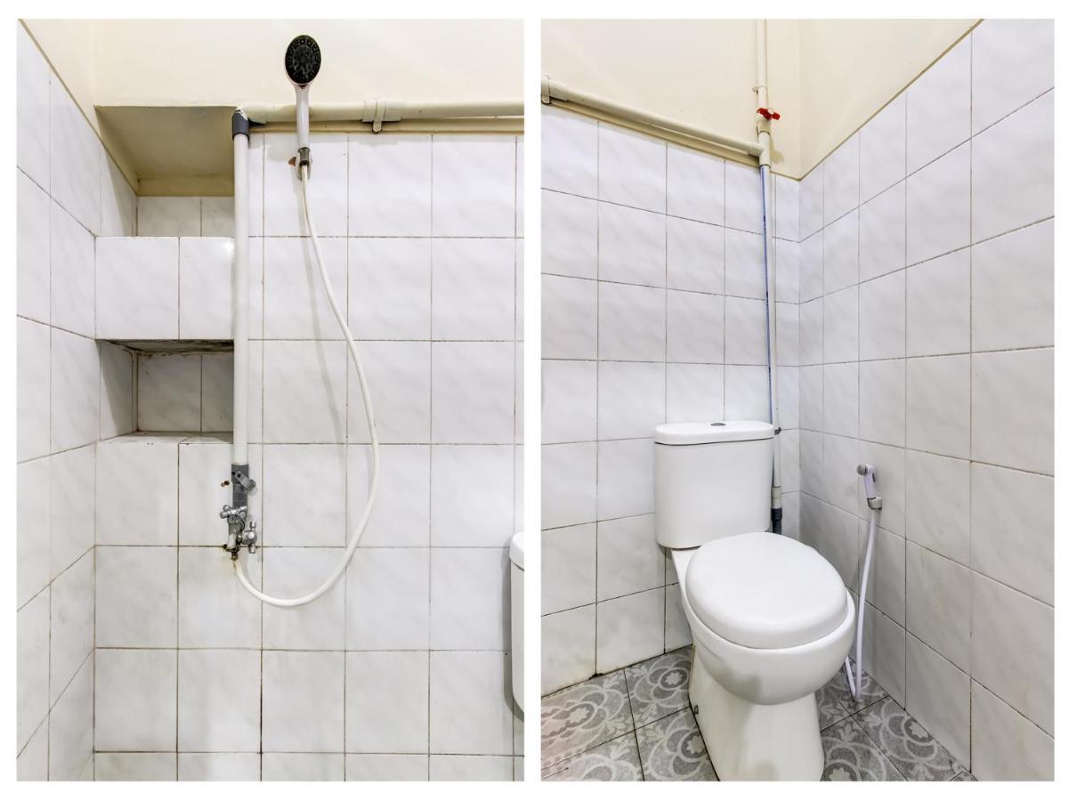 Oyo Life 91374 Asia Stay Semarang Syariah Extérieur photo