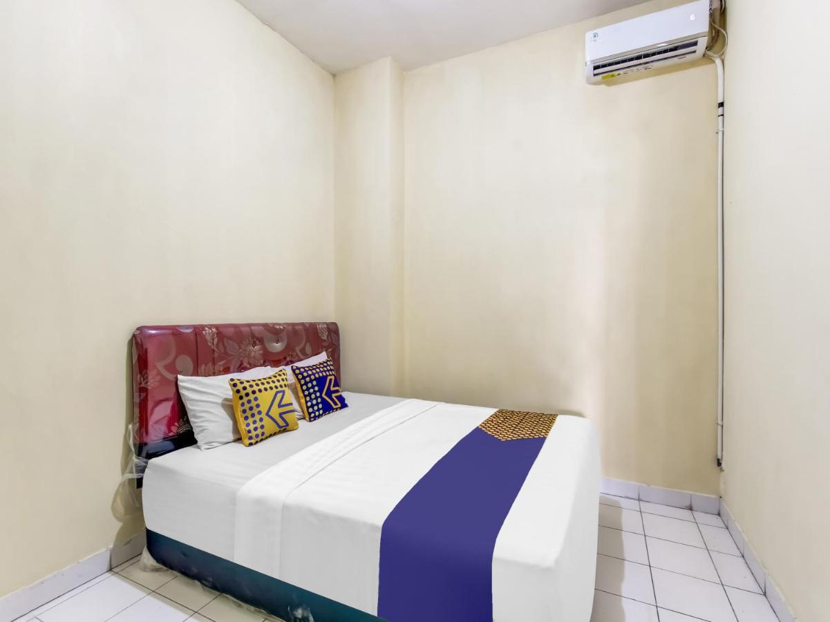 Oyo Life 91374 Asia Stay Semarang Syariah Extérieur photo
